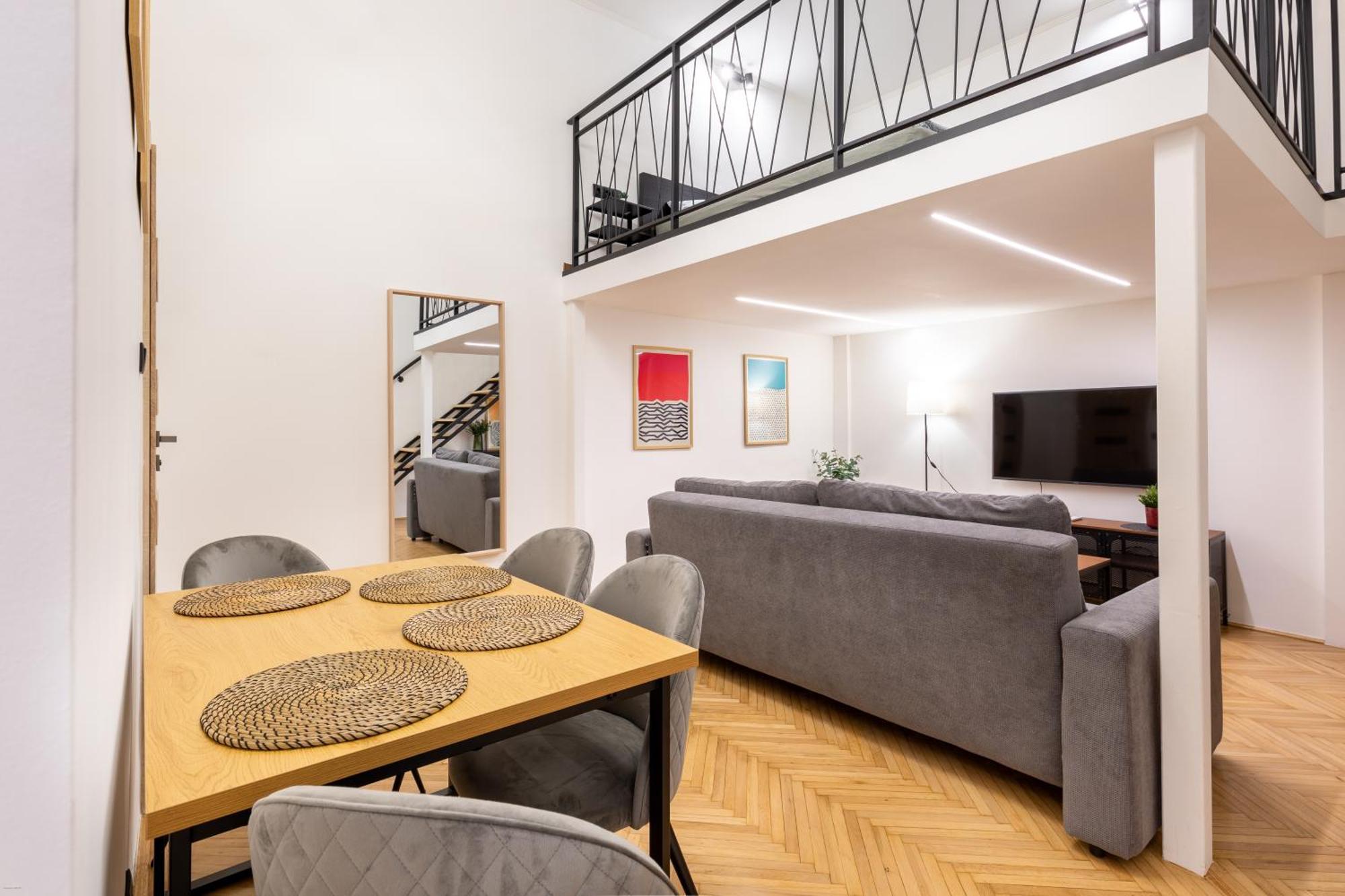 K35 Kertesz Apartment *